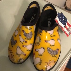 Sluggers with chicken print